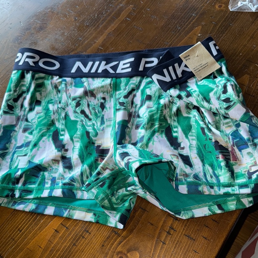 Nike Pro Abstract Green Shorts size xxl new